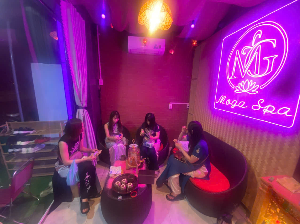 Aroma Massage